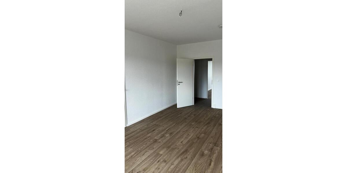 Geräumige 3-Raum Wohnung in Leipzig-Grünau 3 zimmer