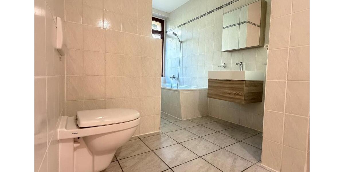 Etagenwohnung Leipzig Mitte - 3 Zimmer, 98 m&sup2;, 1.150&euro; | Angebot:26705457