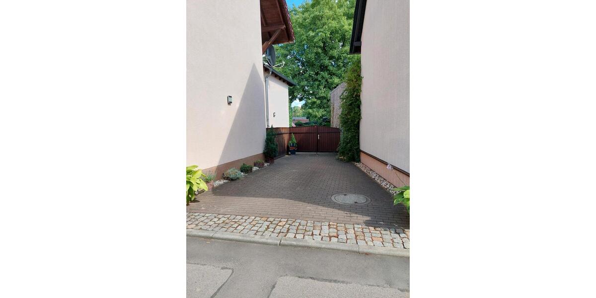 Reihenhaus Lucka - 6 Zimmer, 200 m&sup2;, 399.000&euro; | Angebot:27247186
