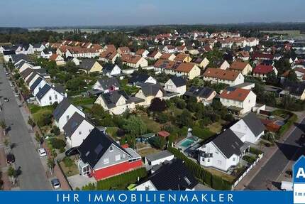 Attraktives Einfamilienhaus mit Doppelgarage in ruhiger Wohnlage 4 zimmer