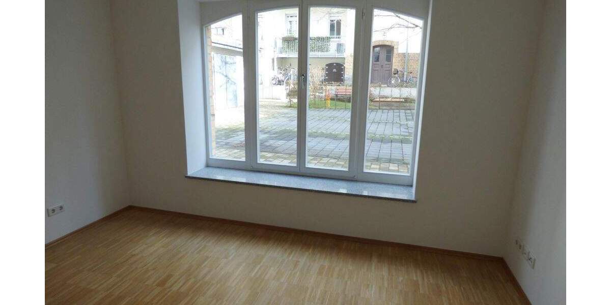 Etagenwohnung Leipzig Südvorstadt - 5 Zimmer, 212 m&sup2;, 2.332&euro; | Angebot:26474731