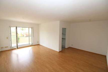 Clever investieren: 2 ETW, Balkon, Tiefgarage, energieeffizient, provisionsfrei 6.5 zimmer