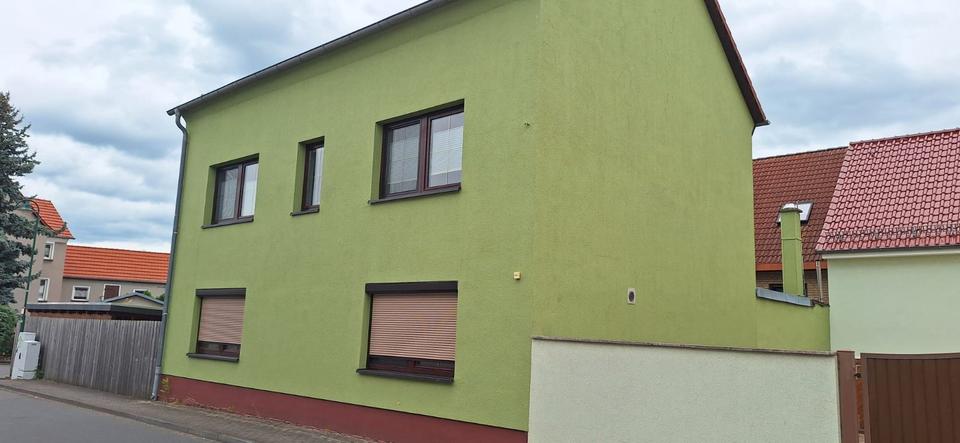 Einfamilienhaus Borna - 8 Zimmer, 175 m&sup2;, 290.000&euro; | Angebot:26926219