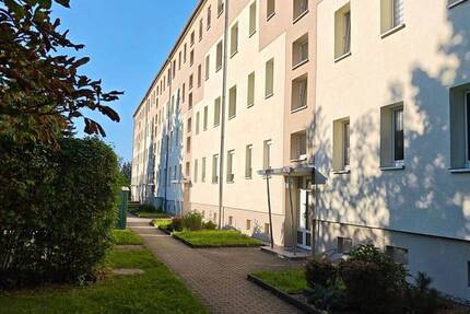 Wohnung Regis-Breitingen Breitingen - 3 Zimmer, 57 m&sup2;, 150&euro; | Angebot:25672496