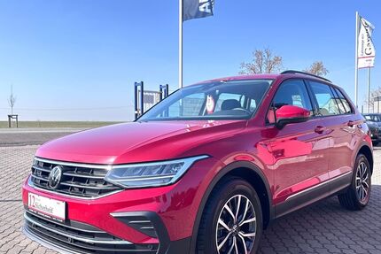 VW Tiguan 54.623 km 26.999 &euro; Kabelsketal/OT Großkugel 06184