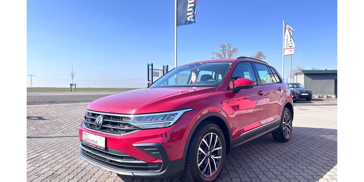 VW Tiguan 54.623 km 26.999 &euro; Kabelsketal/OT Großkugel 06184
