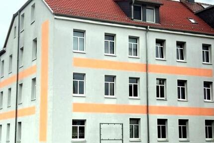 Freundliche, frisch renovierte 3-Zi.-Whg., sehr grüne Umgebung 3 zimmer