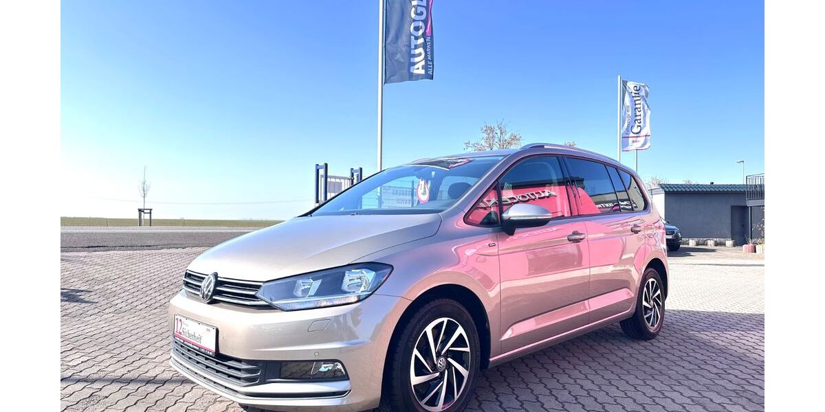 VW Touran 89.638 km 21.999 &euro; Kabelsketal/OT Großkugel 06184