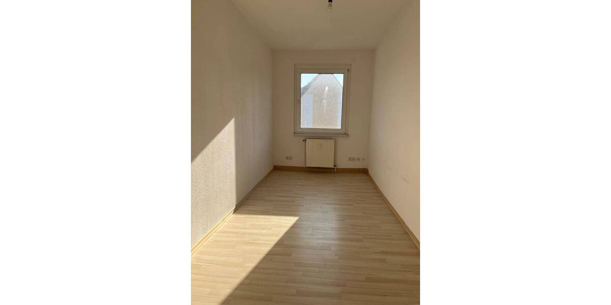 Etagenwohnung Groitzsch Großpriesligk - 3 Zimmer, 59 m&sup2;, 355&euro; | Angebot:24450619