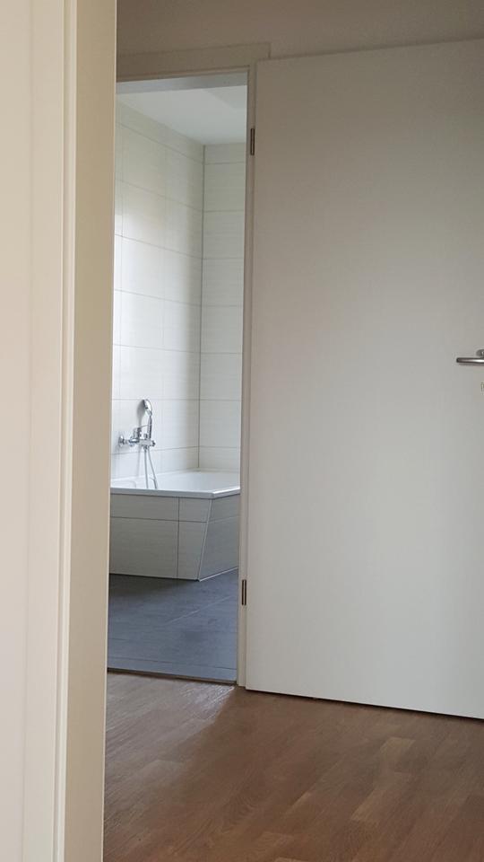 ZENTRAL MITTENDRIN + Ecke Rewe Gorkistraße + HELL & GERÄUMIG zimmer