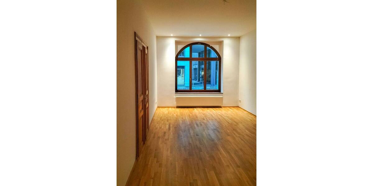 Etagenwohnung Leipzig Zentrum-Nord - 4 Zimmer, 129 m&sup2;, 430.000&euro; | Angebot:26596136