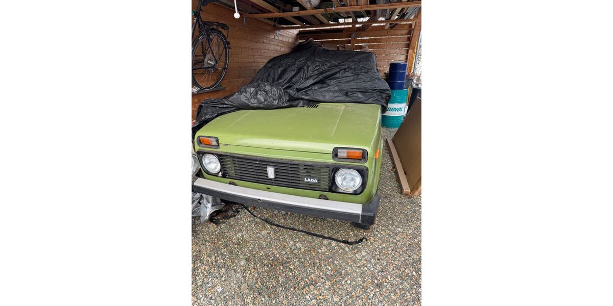 Lada Niva 42.000 km 8.000 &euro; Leipzig 04177