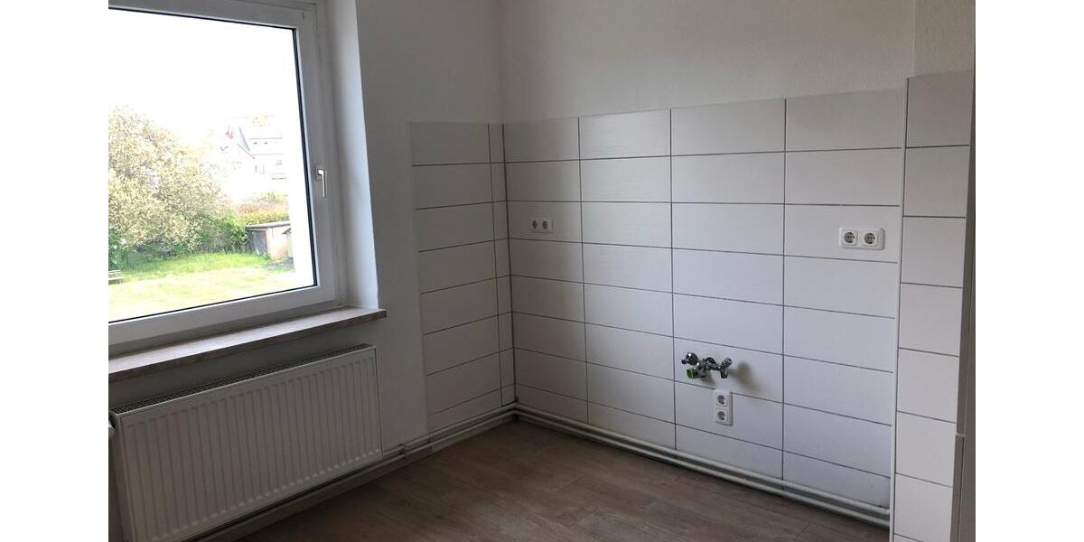 Dachgeschoßwohnung Bad Lausick - 2 Zimmer, 50 m&sup2;, 310&euro; | Angebot:26669932