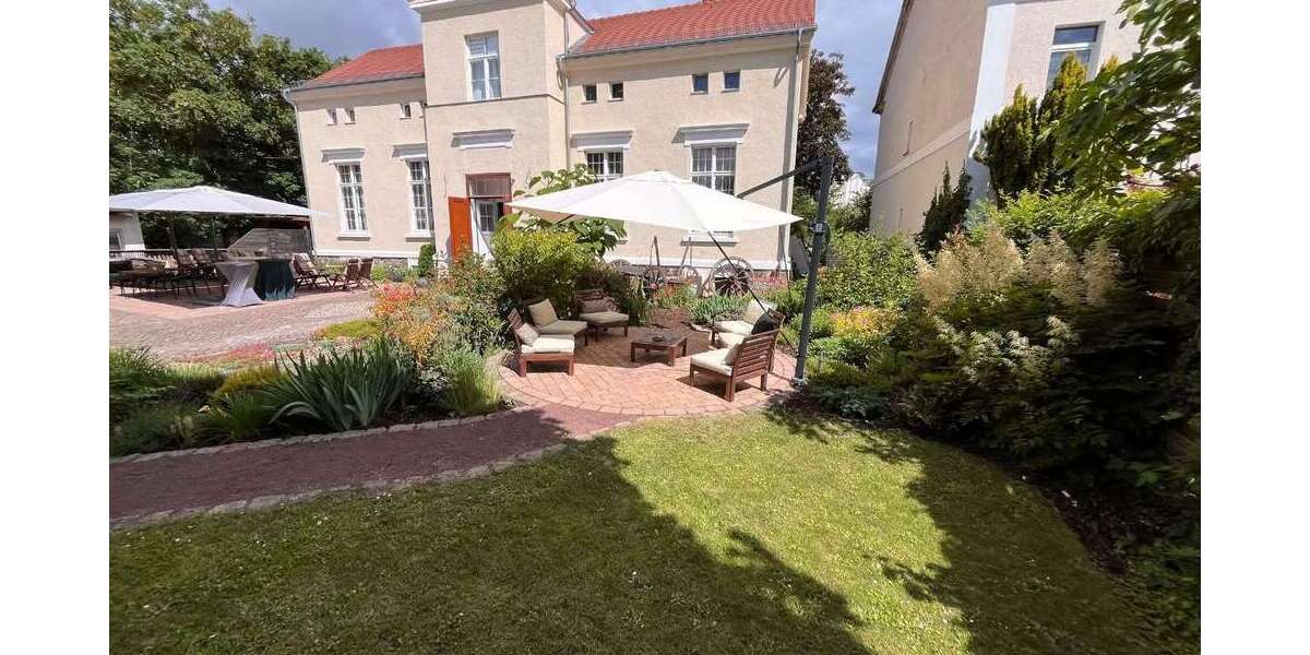 Einfamilienhaus Leipzig-Schönefeld Schönefeld - 12 Zimmer, 339 m&sup2;, 1.050.000&euro; | Angebot:27539215
