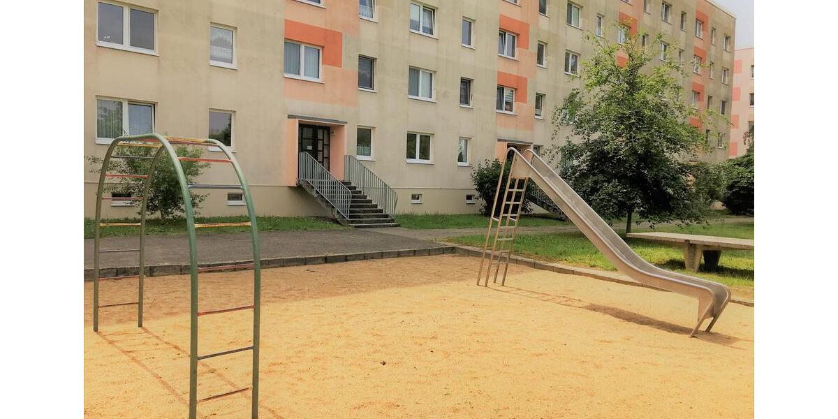 Etagenwohnung Wurzen - 2.5 Zimmer, 63 m&sup2;, 345&euro; | Angebot:25921327