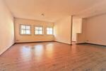 Etagenwohnung Delitzsch - 2 Zimmer, 77 m&sup2;, 600&euro; | Angebot:25783855