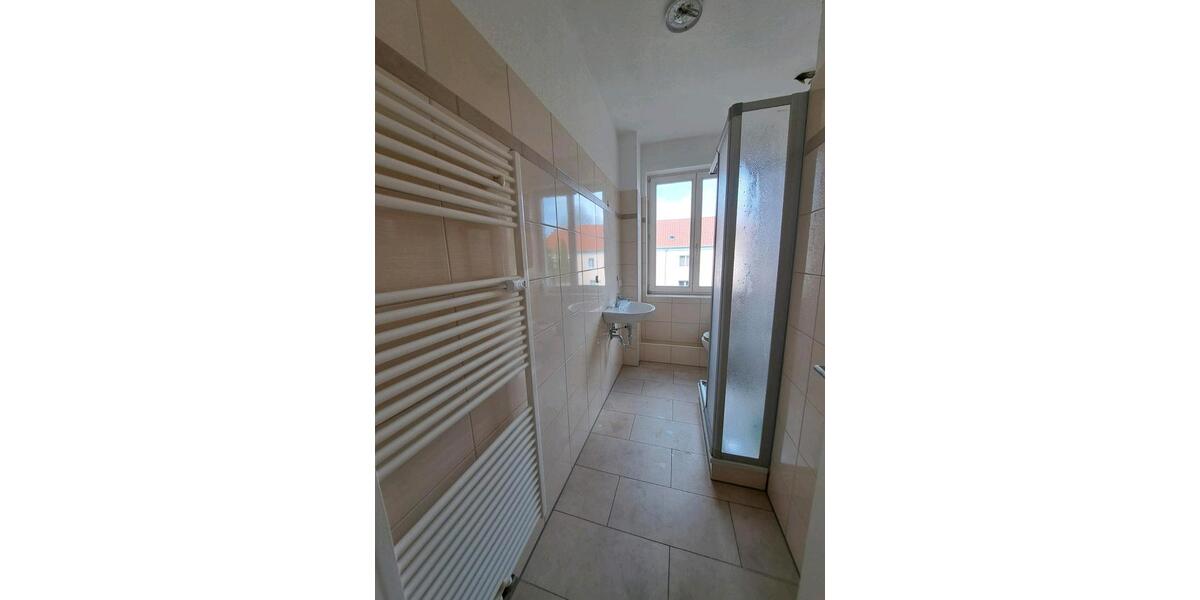 Etagenwohnung Hohenmölsen - 2 Zimmer, 50 m&sup2;, 530&euro; | Angebot:26564625