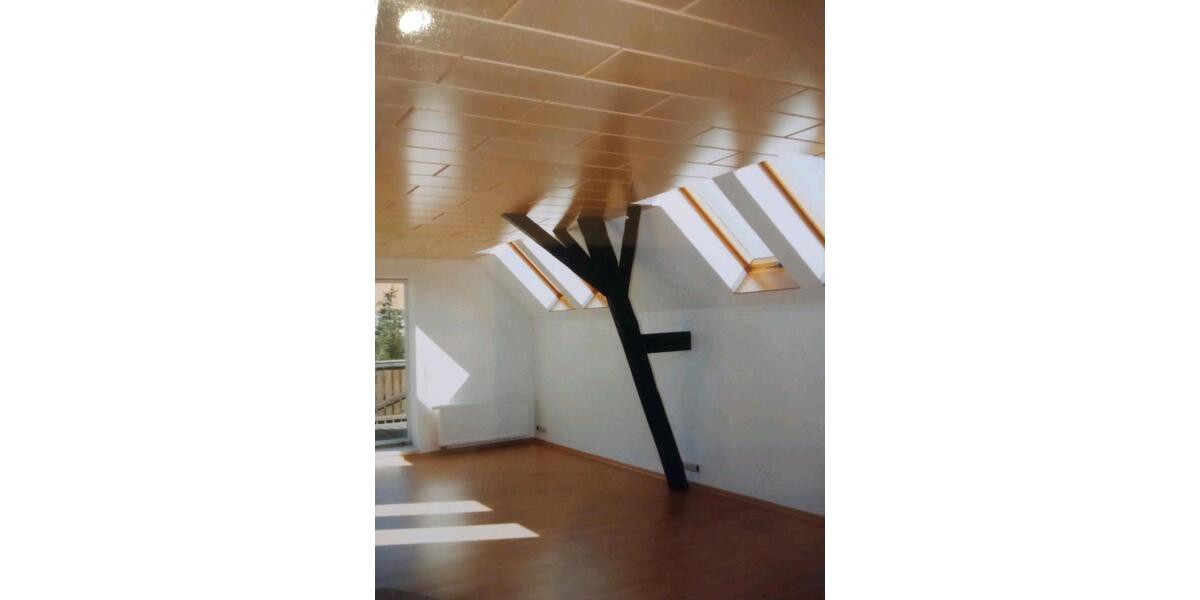 Dachgeschoßwohnung Groitzsch - 3 Zimmer, 96 m&sup2;, 650&euro; | Angebot:25395943