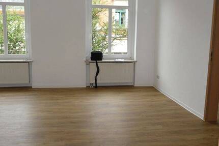 Wohnung Grimma - 3 Zimmer, 75 m&sup2;, 400&euro; | Angebot:25690680