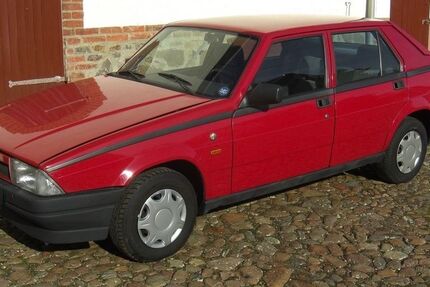 Alfa Romeo 75 202.000 km 7.000 &euro; Leipzig 04275