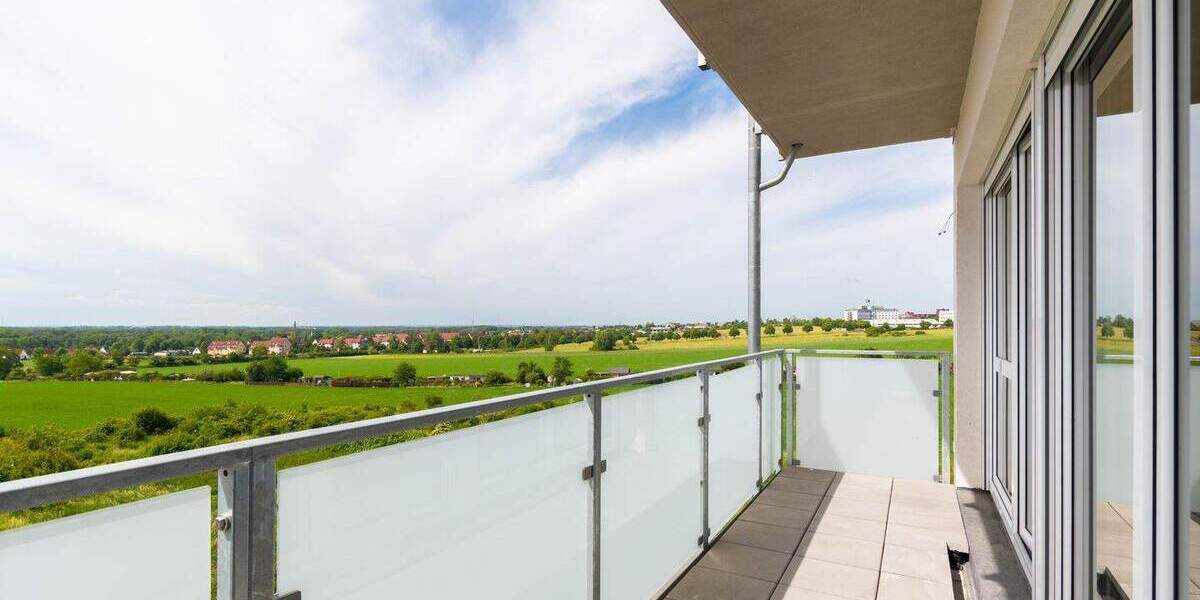 WILLKOMMEN ZUHAUSE 3-Raum-Wohnung mit modernem Wohnkonzept & PKW-Stellplatz 3 zimmer