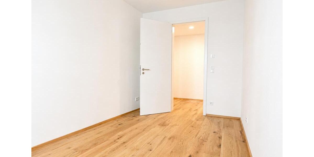 Erdgeschoßwohnung Leipzig Mitte - 2 Zimmer, 69 m&sup2;, 1.135&euro; | Angebot:26384057