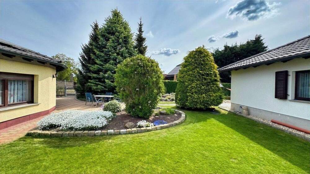 Einfamilienhaus Leipzig Burghausen-Rückmarsdorf - 7 Zimmer, 296 m&sup2;, 695.000&euro; | Angebot:25733732