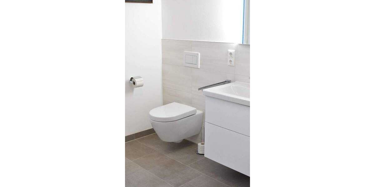 Etagenwohnung Leipzig Leutzsch - 2 Zimmer, 80 m&sup2;, 1.090&euro; | Angebot:25819037