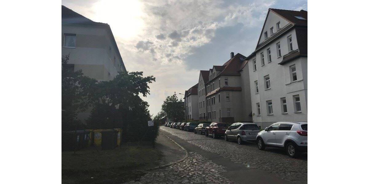 Knautkleeberg* neu renovierte 3 Raum-Whg.* 2.OG* Balkon* Tageslichtbad mit Wanne 3 zimmer