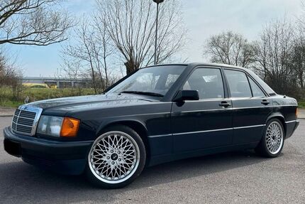 Mercedes-Benz 190 224.000 km 7.000 € Böhlen 04564