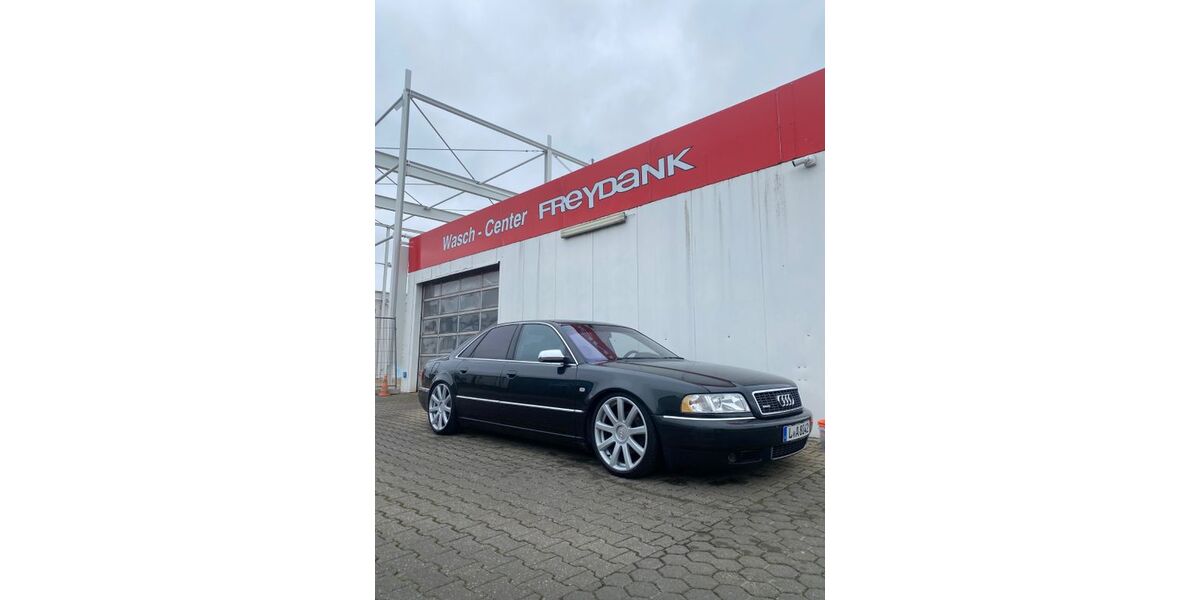 Audi A8 318.000 km 12.999 &euro; Markranstädt 04420