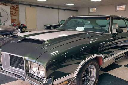 Oldsmobile Cutlass 16.702 km 79.999 &euro; Leipzig 04319