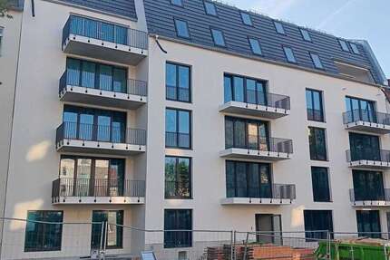 Globalverkauf Neubau - Wohnhaus mit 16 Wohneinheiten nach KFW 55- Fertigstellung. Quartal 2026 zimmer