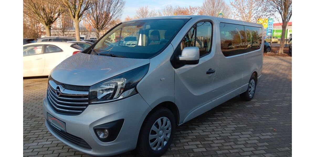 Opel Vivaro 82.655 km 21.990 &euro; Leipzig 04179