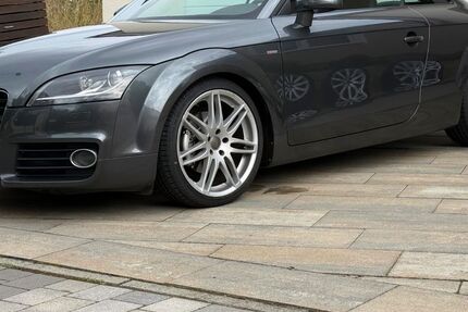 Audi TT 223.000 km 8.900 &euro; Zwenkau 04442