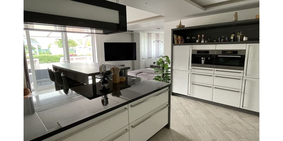 Traumhaftes Anwesen! modernes Wohnen und Arbeiten mit Pool, Einliegerwohnung, Werkstatt und mehr 5 zimmer