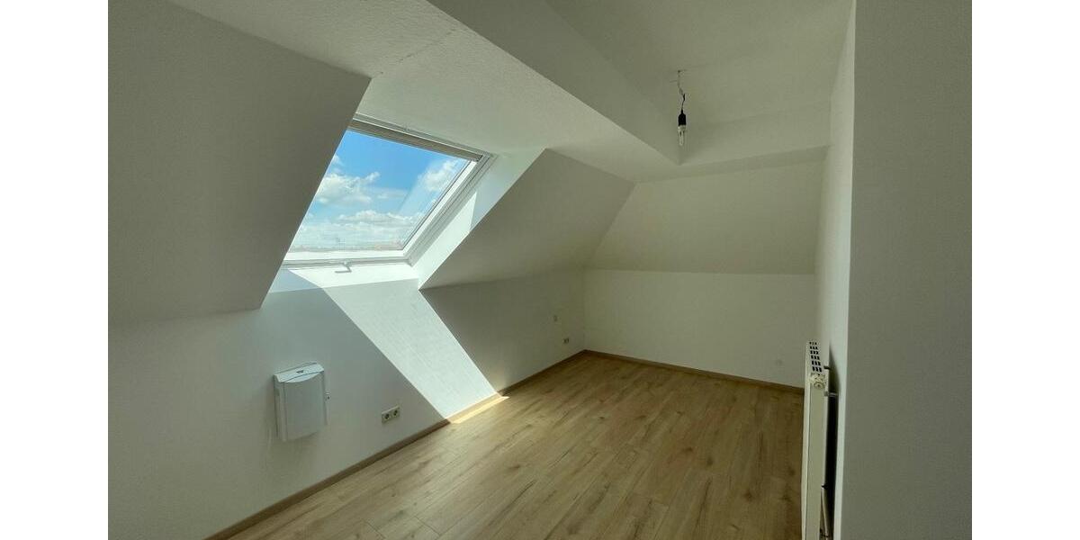Dachgeschoßwohnung Schkeuditz - 2 Zimmer, 60 m&sup2;, 565&euro; | Angebot:26611460