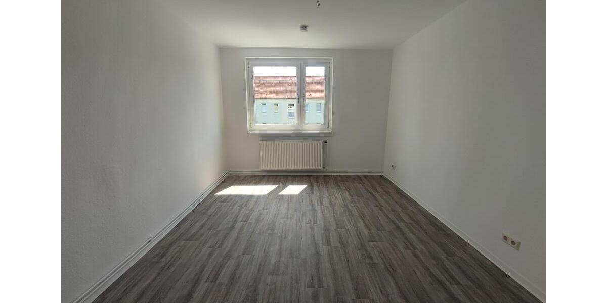 Etagenwohnung Merseburg - 3 Zimmer, 59 m&sup2;, 352&euro; | Angebot:26662545