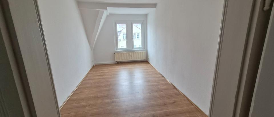 Etagenwohnung Leipzig Südwest - 5 Zimmer, 137 m&sup2;, 1.301&euro; | Angebot:26266393