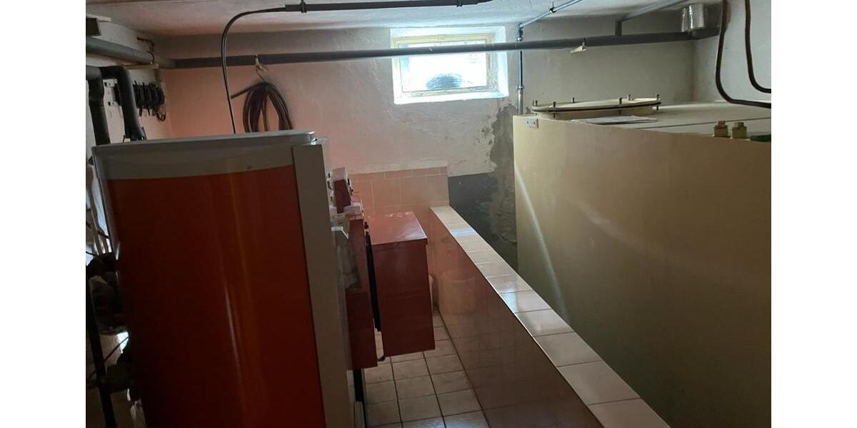 Einfamilienhaus Lützen - 8 Zimmer, 130 m&sup2;, 225.000&euro; | Angebot:26562480