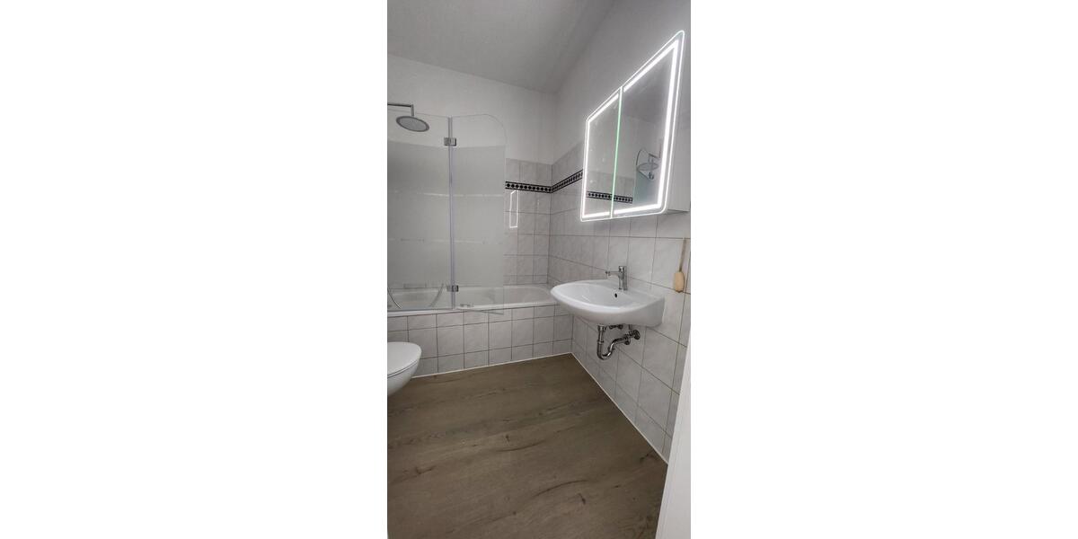 Hochparterre Leipzig Nord - 4 Zimmer, 86 m&sup2;, 1.250&euro; | Angebot:24639727
