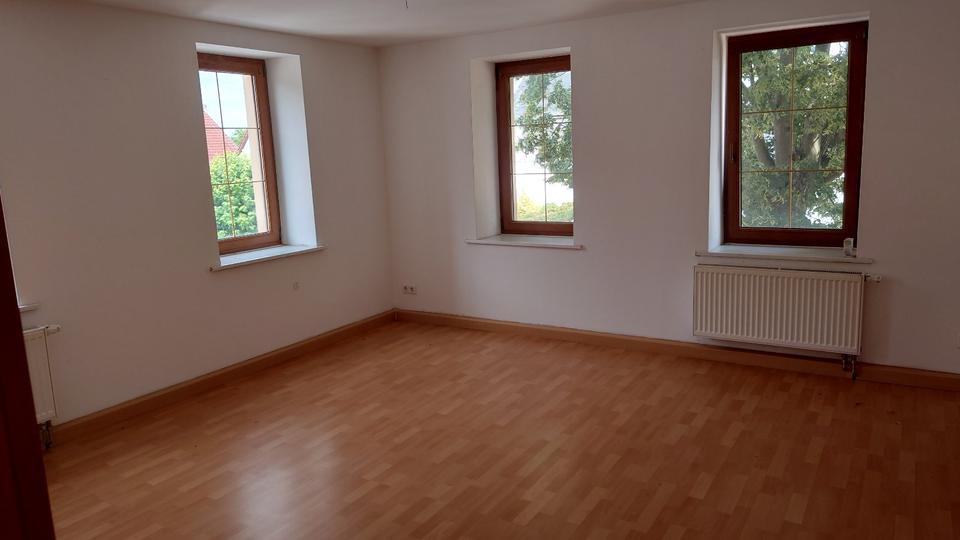 Etagenwohnung Wurzen - 2.5 Zimmer, 60 m&sup2;, 298&euro; | Angebot:26648969