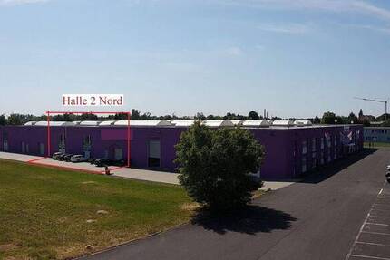 (auf Wunsch mit kpl. Mazak CNC Metallbearbeitung dann+400m²) Werkhalle, Soz.-, Büro- Freifläche