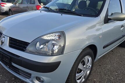 Renault Clio 57.154 km 2.990 &euro; Taucha 04425