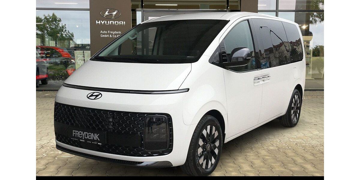 Hyundai STARIA 1.408 km 52.999 &euro; Leipzig 04328