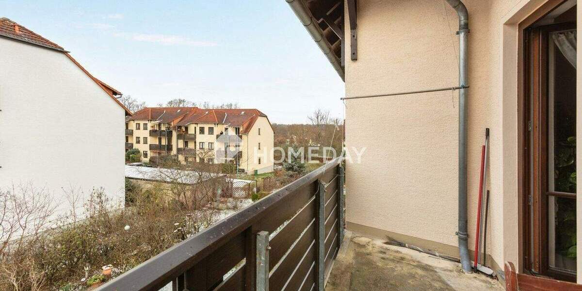 Attraktive 3-Zimmer-Wohnung inklusive Balkon, festem Stellplatz und zusätzlichem Kellerraum 3 zimmer