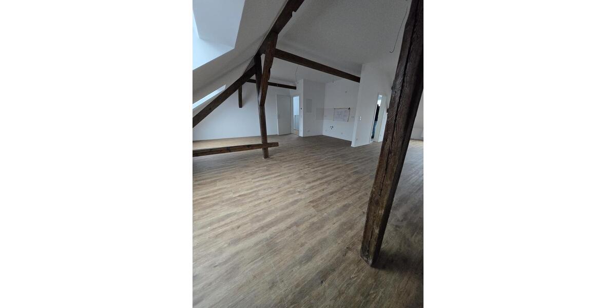 Dachgeschoßwohnung Leipzig Nordost - 2 Zimmer, 79 m&sup2;, 599&euro; | Angebot:25697163