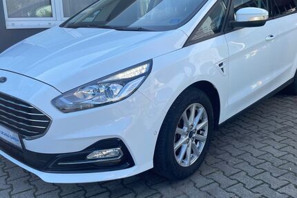Ford S-Max 66.998 km 21.799 &euro; Leuna 06237