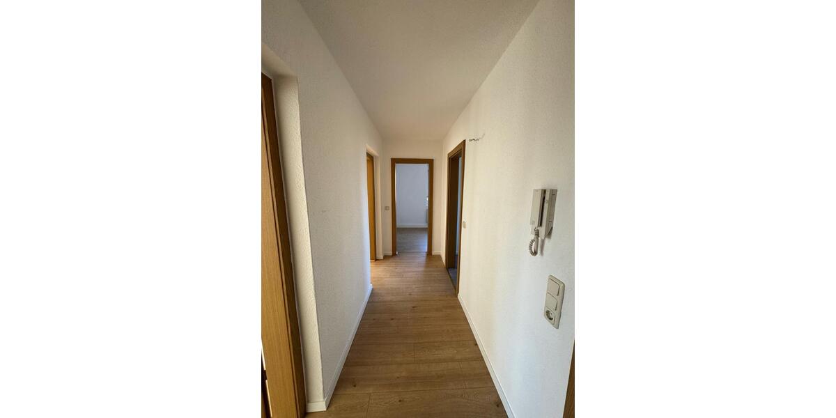 Moderne helle 3 ZKB Wohnung mit EBK + Balkon in Eilenburg zimmer