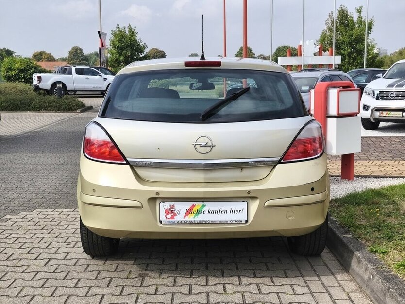 Astra Edition 1.6 Automatik/Klima/8x bereift